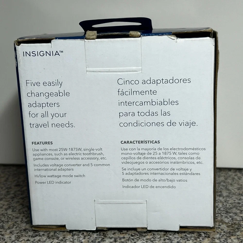 Insignia Travel Converter & Adapter - Black - Complete With‎ 5 Adapters